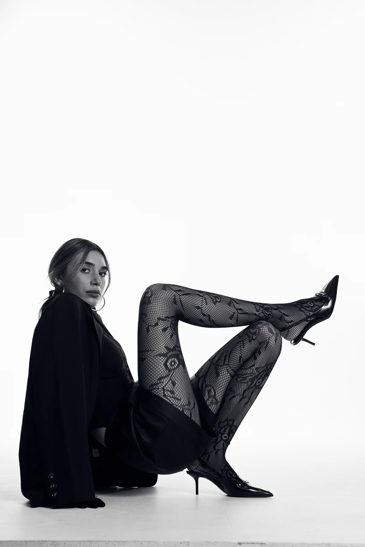 גרביון רשת תחרה