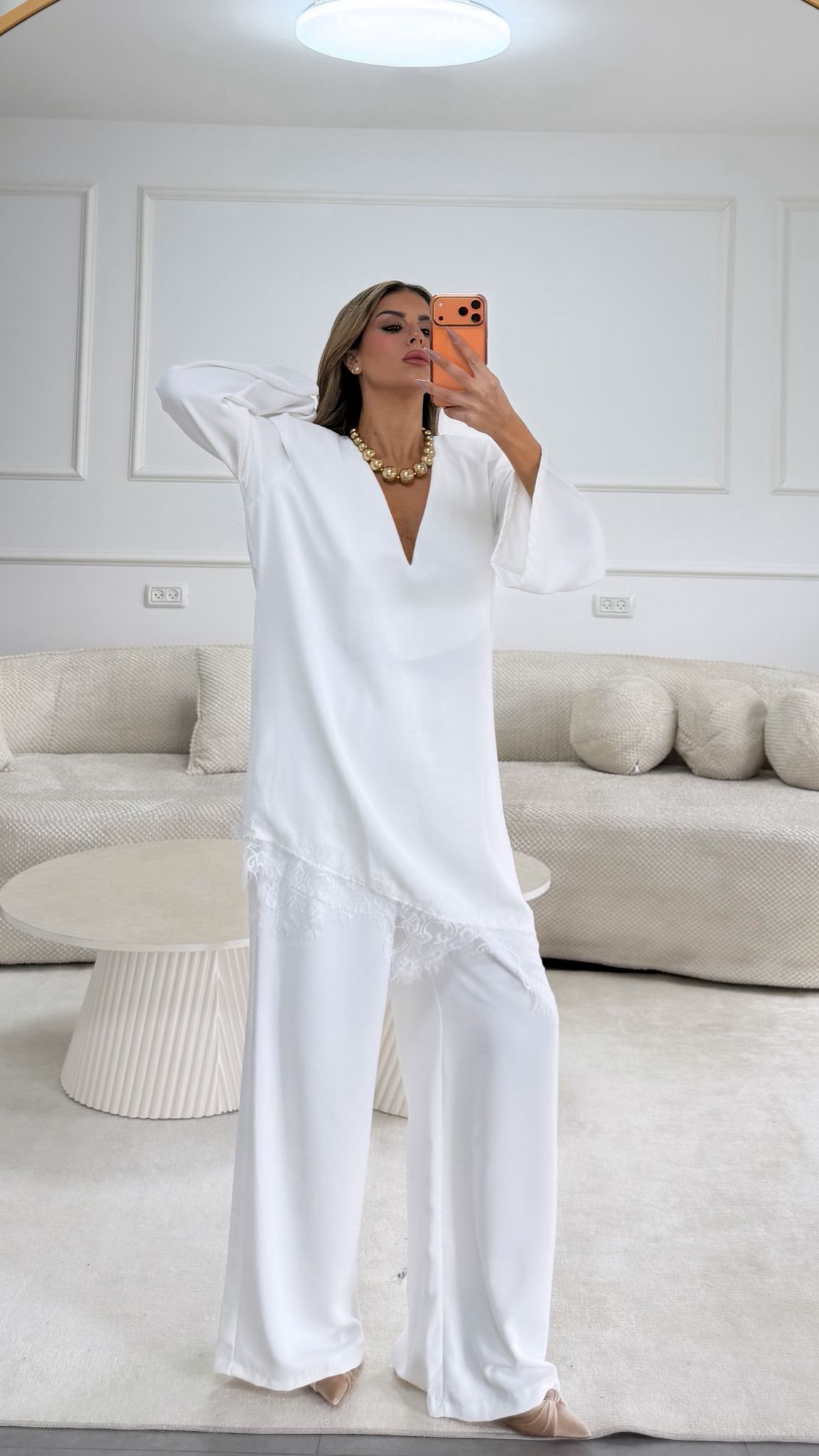 חליפת אורילי לבנה – תמונה 2