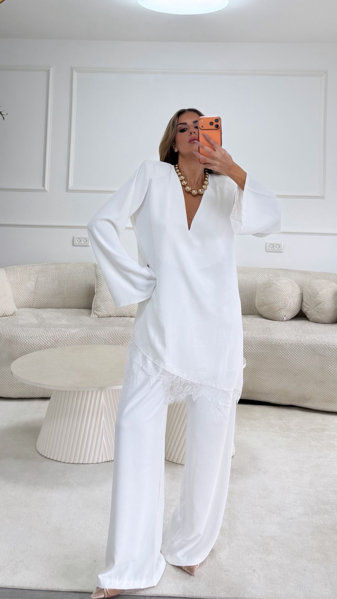 חליפת אורילי לבנה – תמונה 3