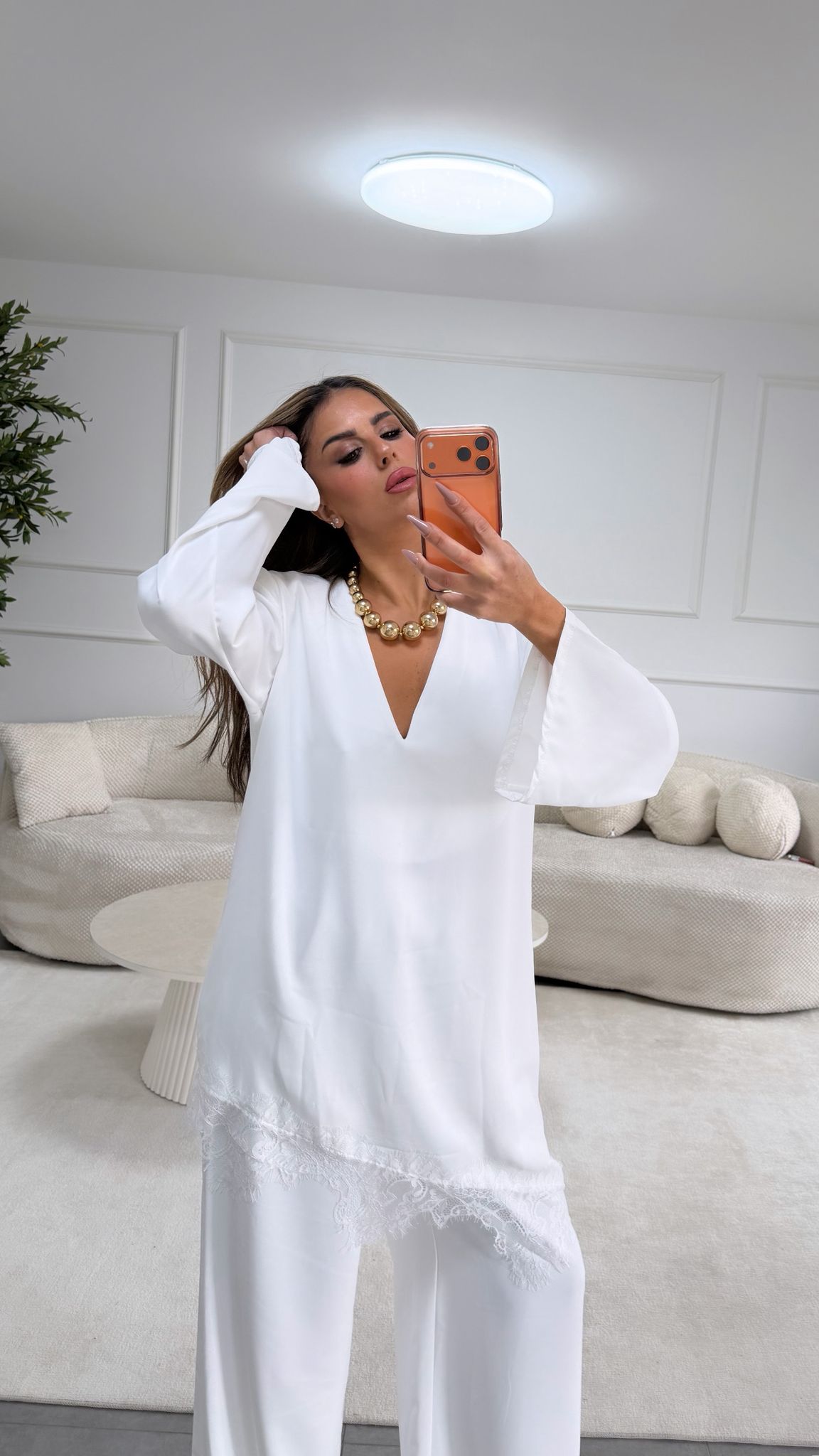 חליפת אורילי לבנה – תמונה 7