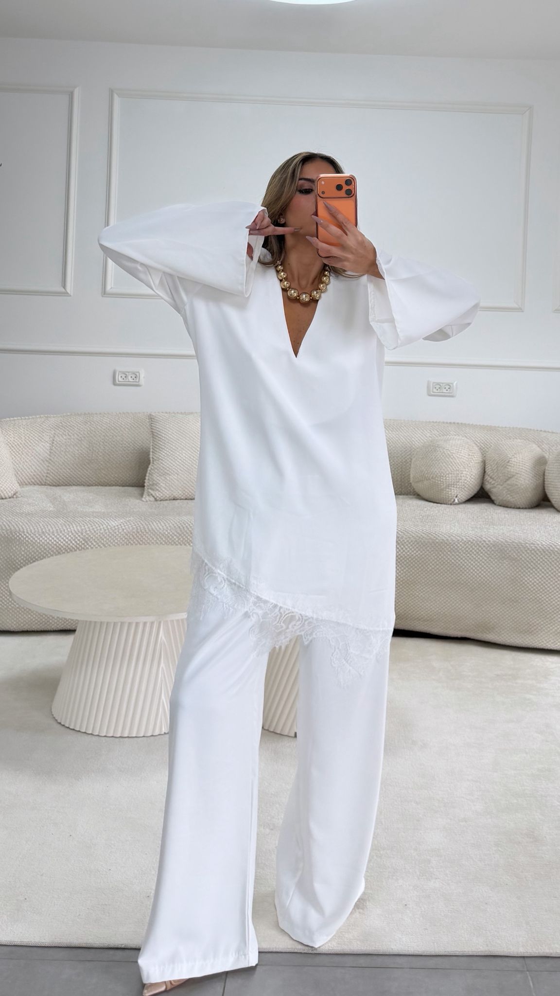 חליפת אורילי לבנה – תמונה 6