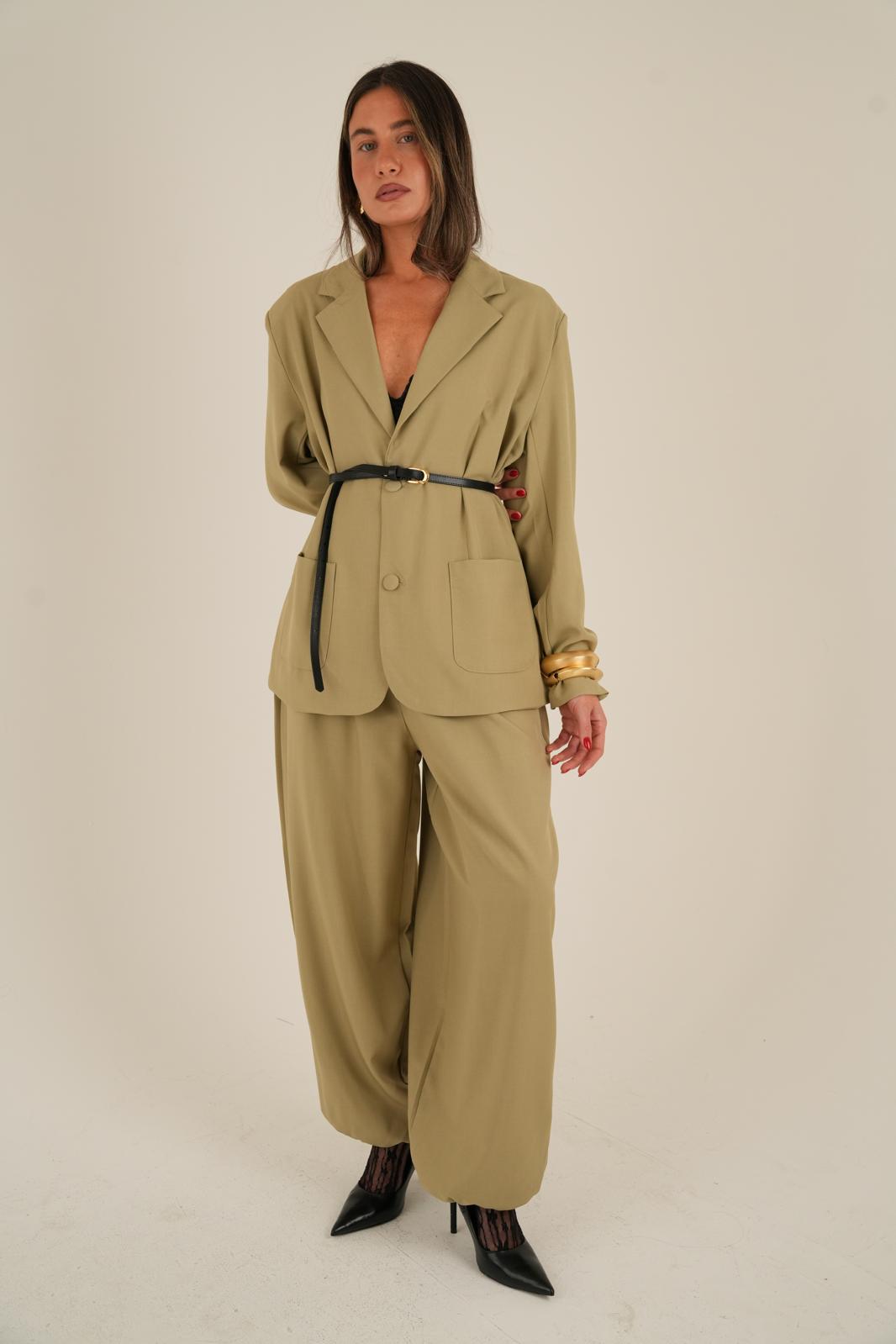 חליפת טדי ירוקה – תמונה 5