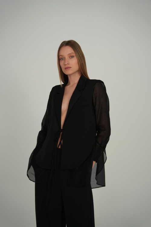 חליפת בקי שחורה