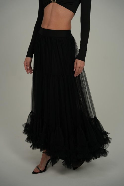 חצאית טול שחורה