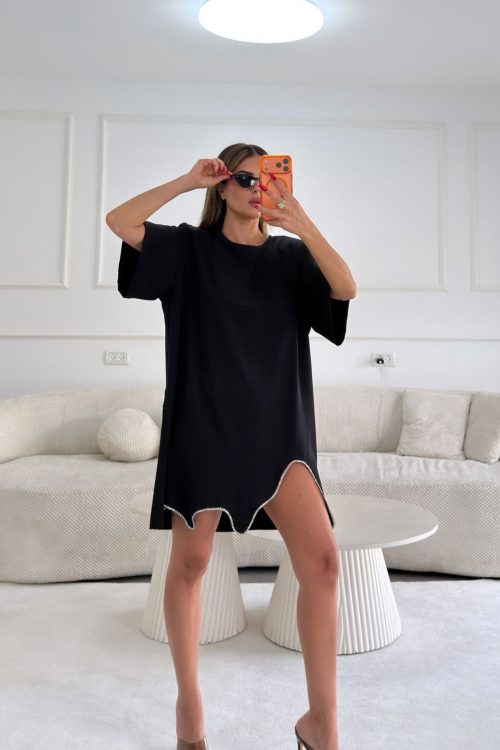 שמלת דוניק שחורה