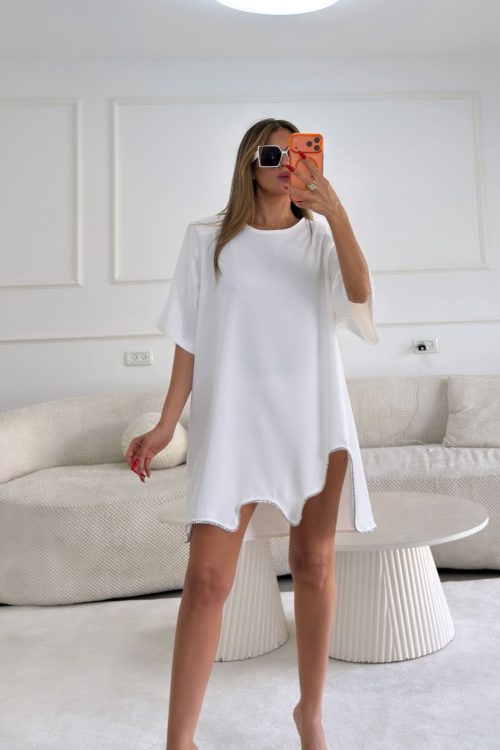 שמלת דוניק לבנה