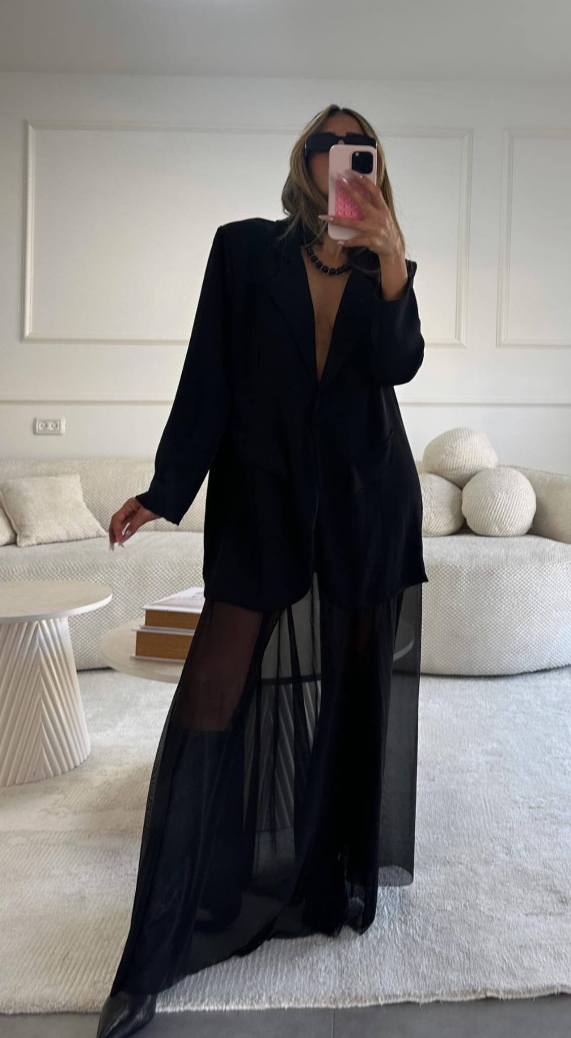 חליפת חצאית בוב שחורה – תמונה 2