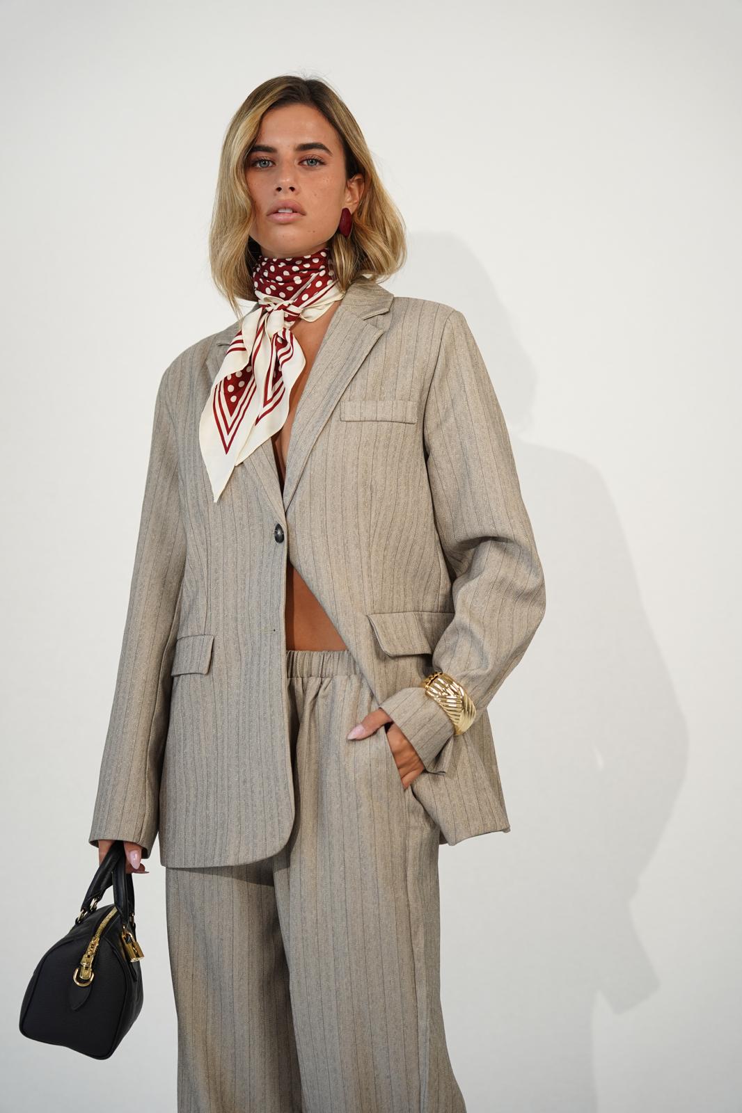 חליפת מיקה מוקה-פסים – תמונה 5