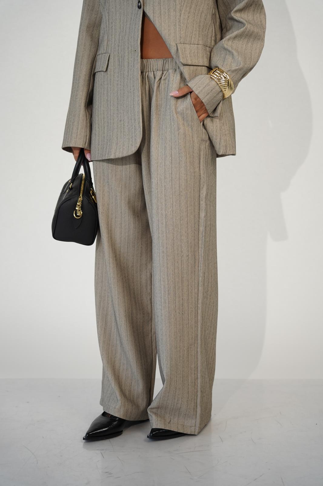 חליפת מיקה מוקה-פסים – תמונה 4