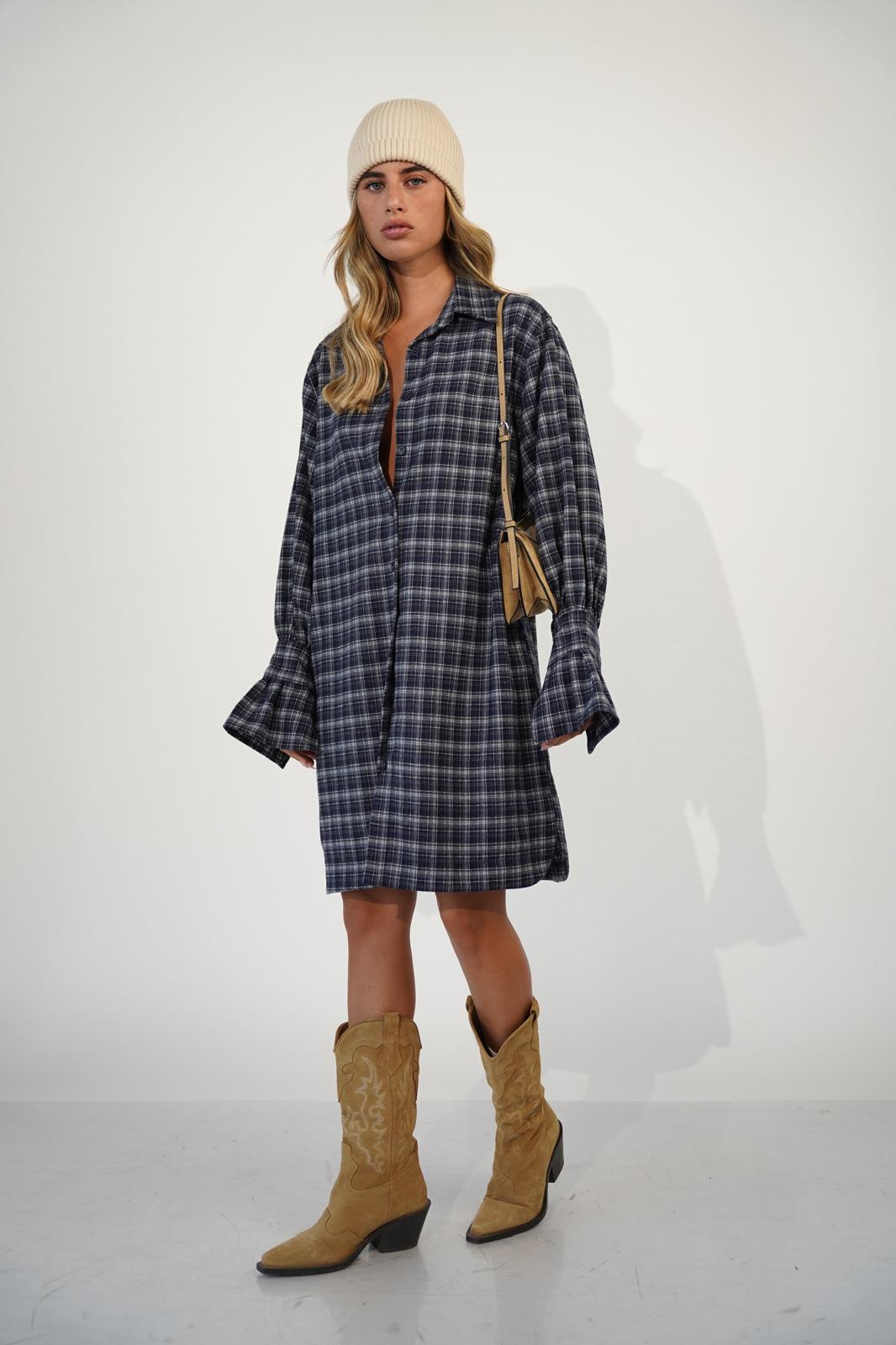 שמלת מילי משובץ כחול – תמונה 3