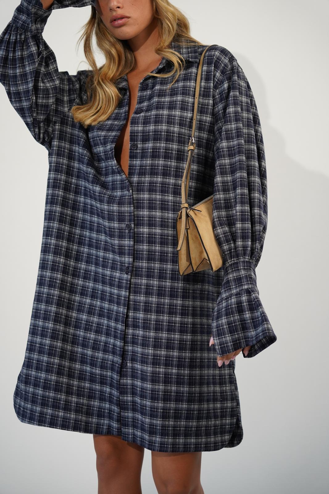 שמלת מילי משובץ כחול – תמונה 2