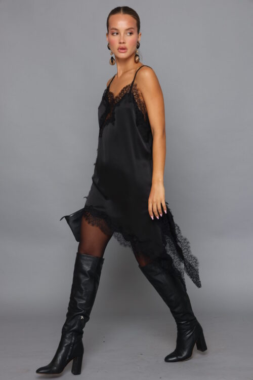 טוניקת לייס שחורה