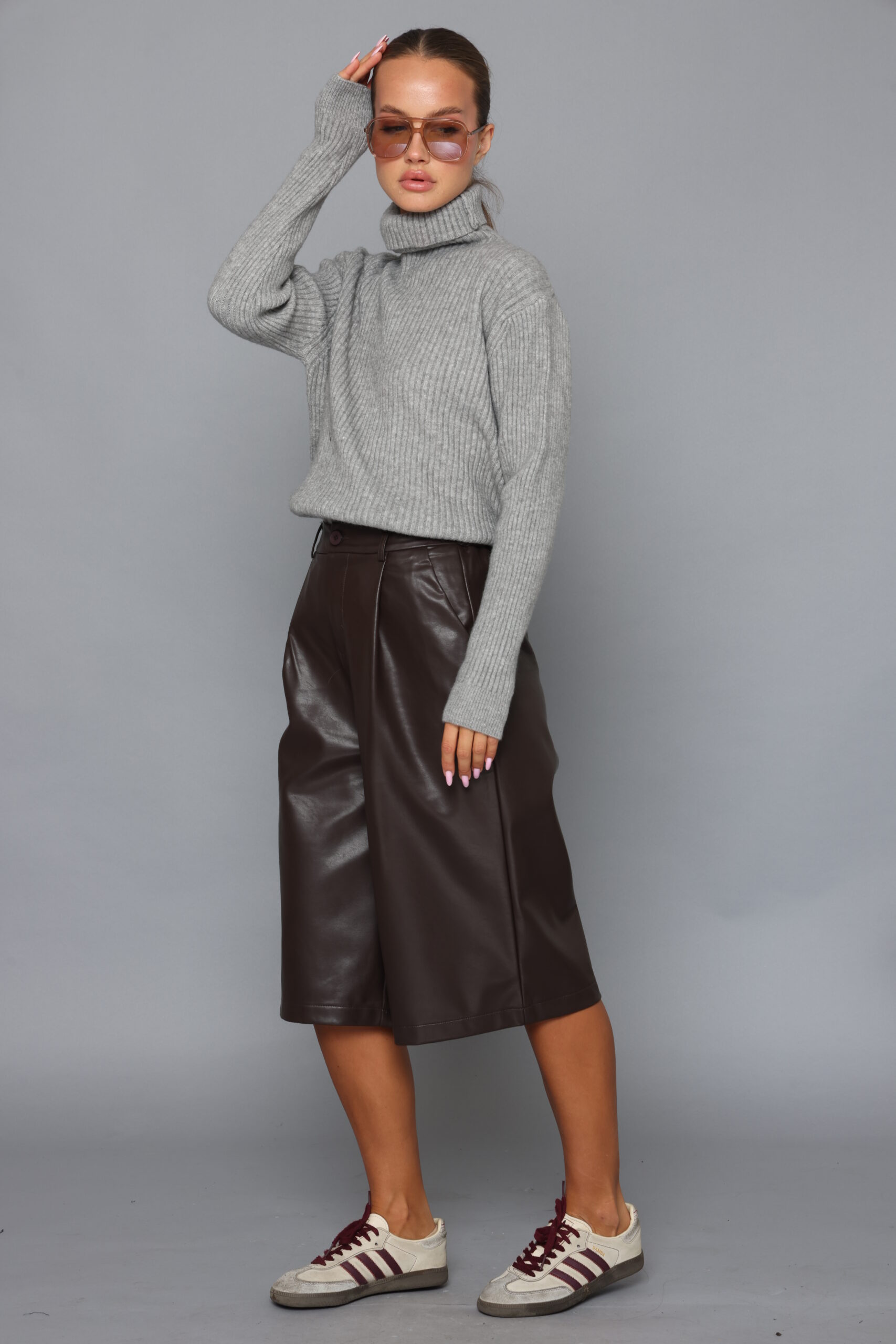 מכנס גולו ברמודה חום