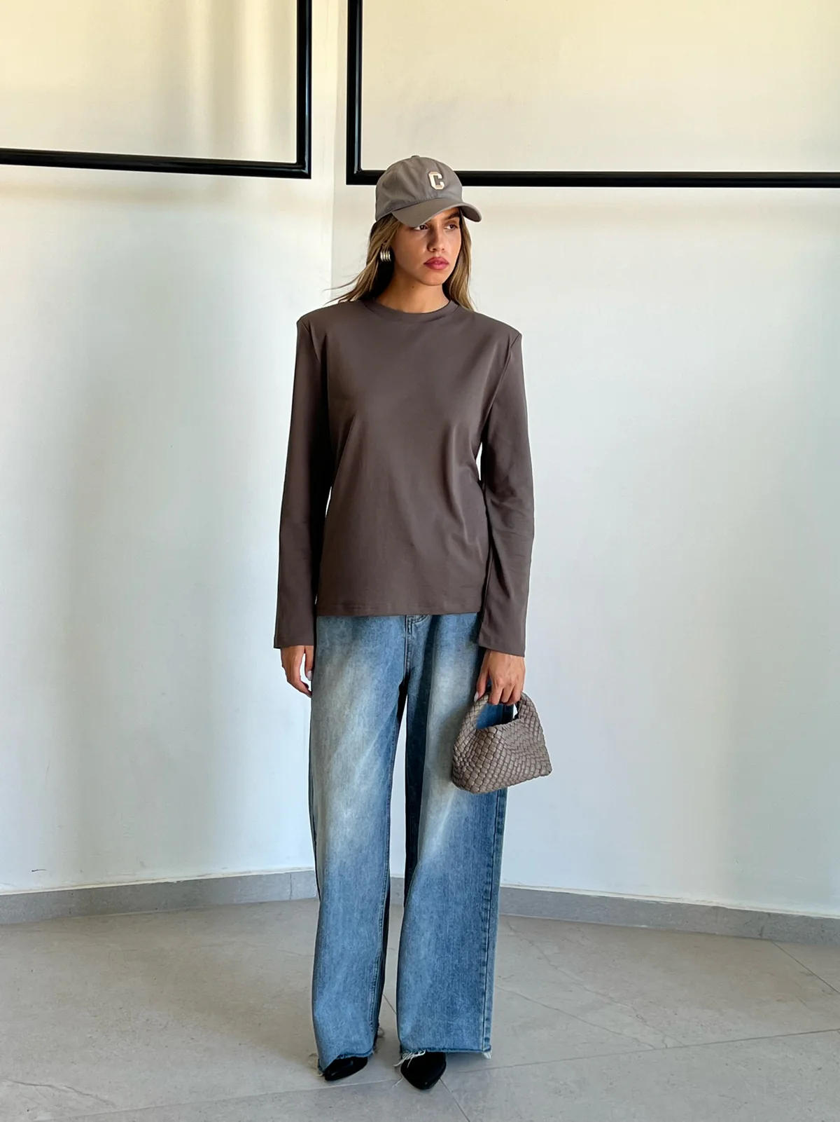 חולצת ליביה חומה – תמונה 2