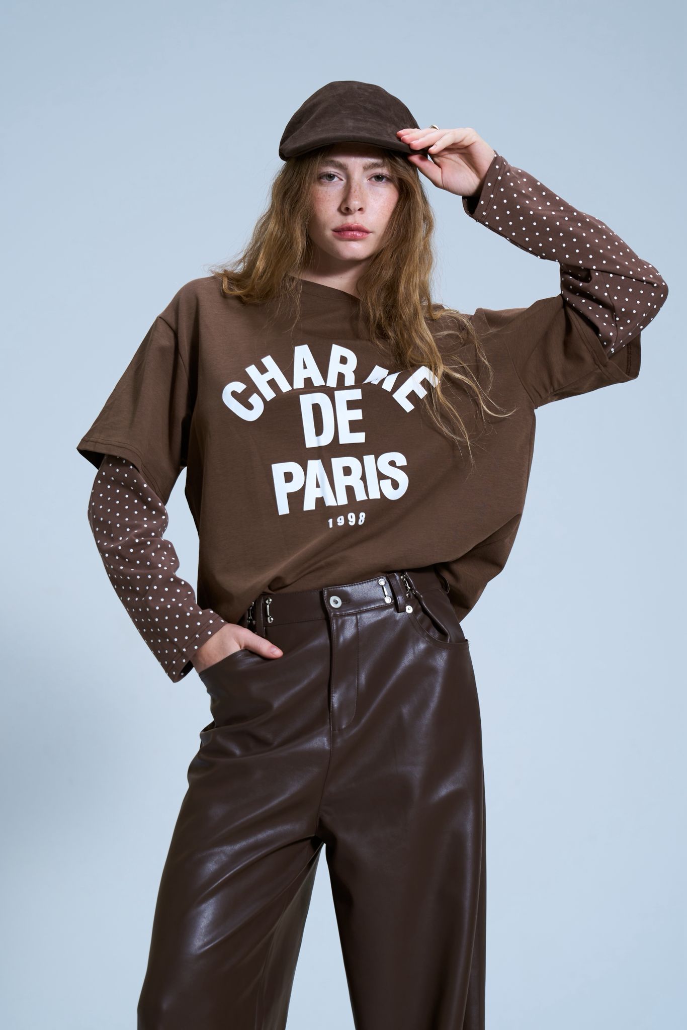 חולצת שחר חומה – תמונה 5