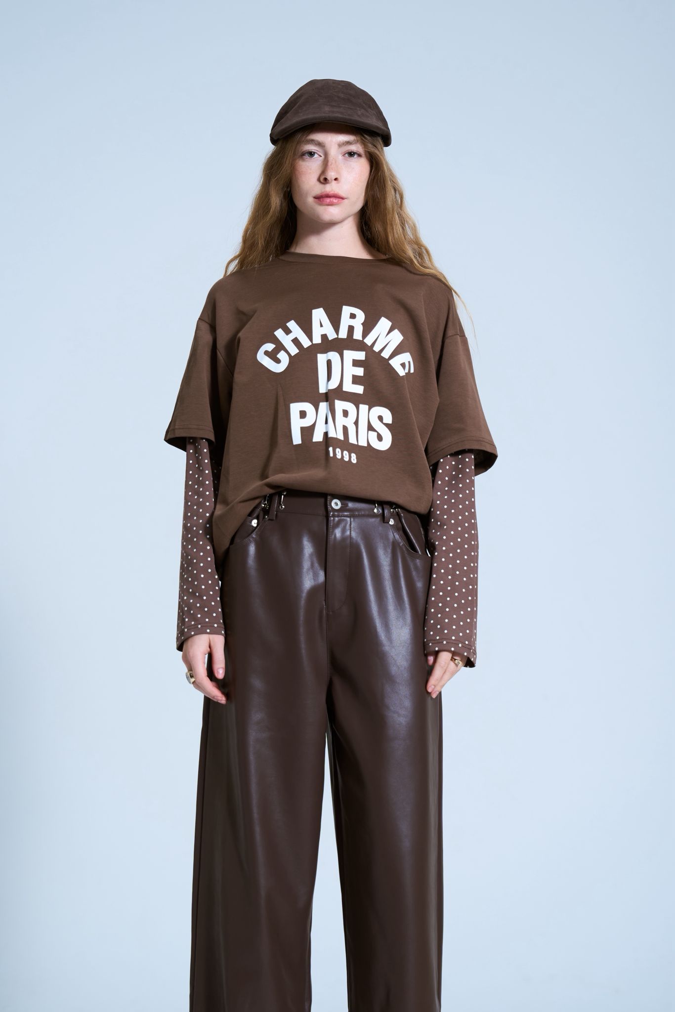 חולצת שחר חומה – תמונה 2