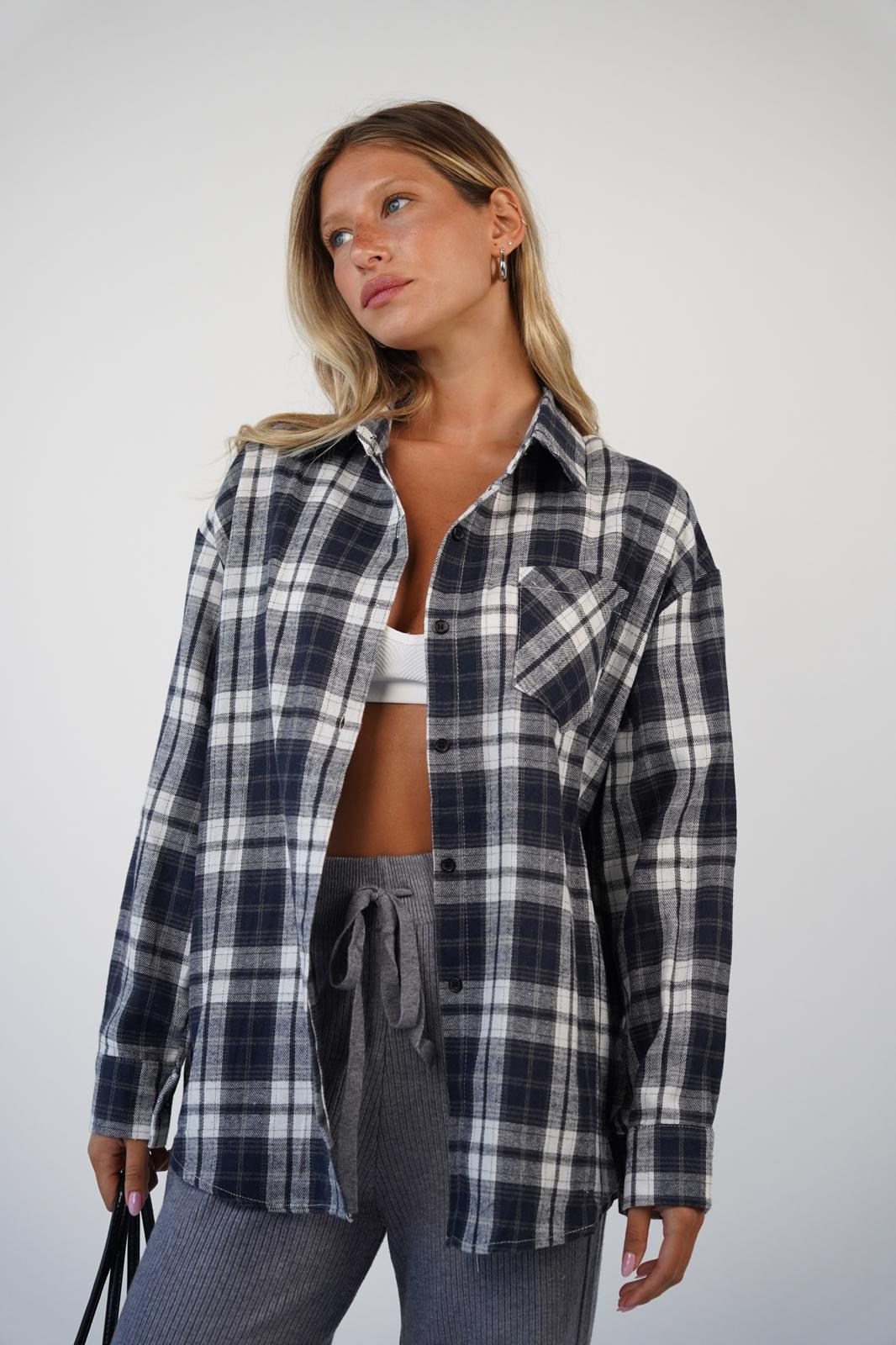 חולצת לוסיה משובץ כחול – תמונה 4