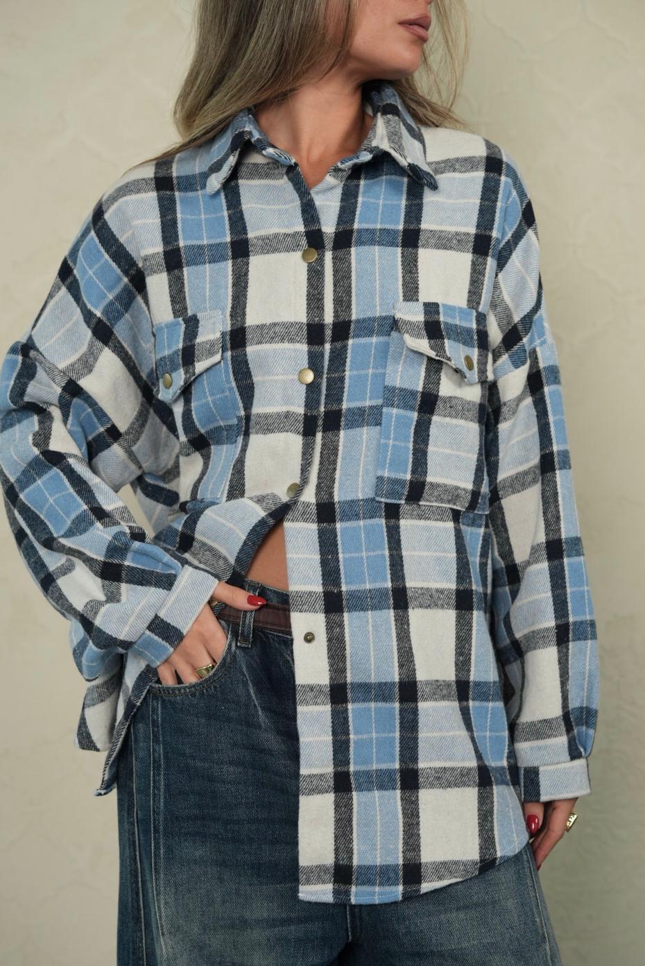 גקט עומר משובץ תכלת