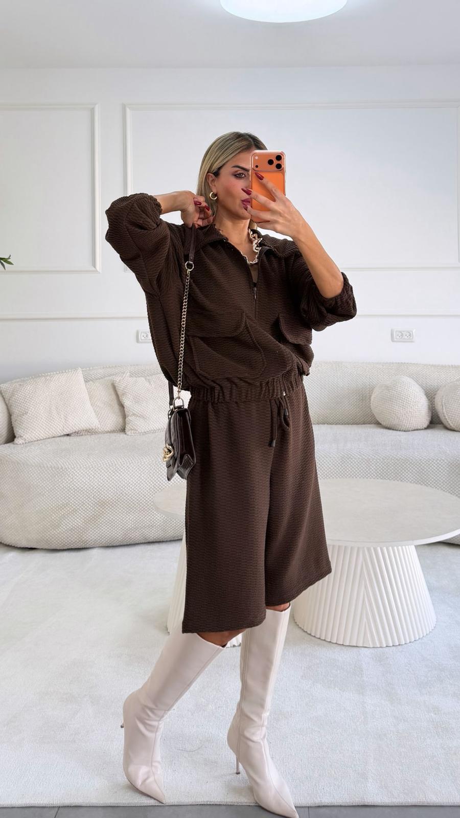 חליפת מונט חומה – תמונה 2