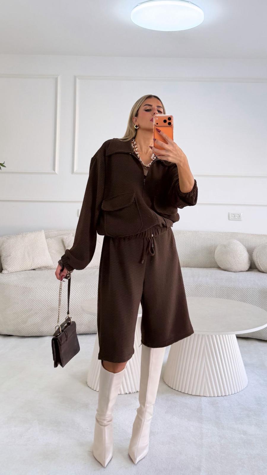 חליפת מונט חומה – תמונה 3