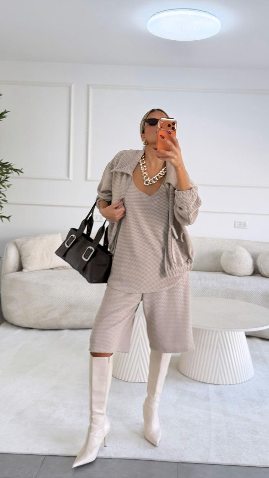 חליפת מונט בז – תמונה 4