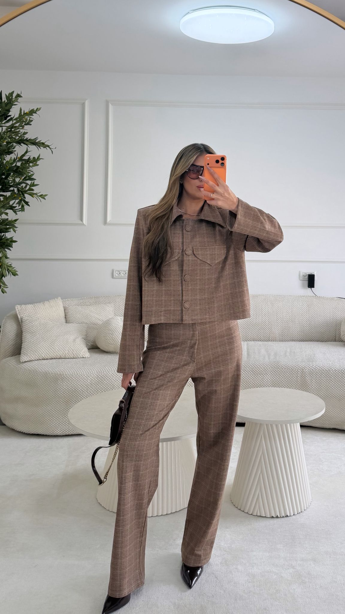 חליפת קולי משובץ חום