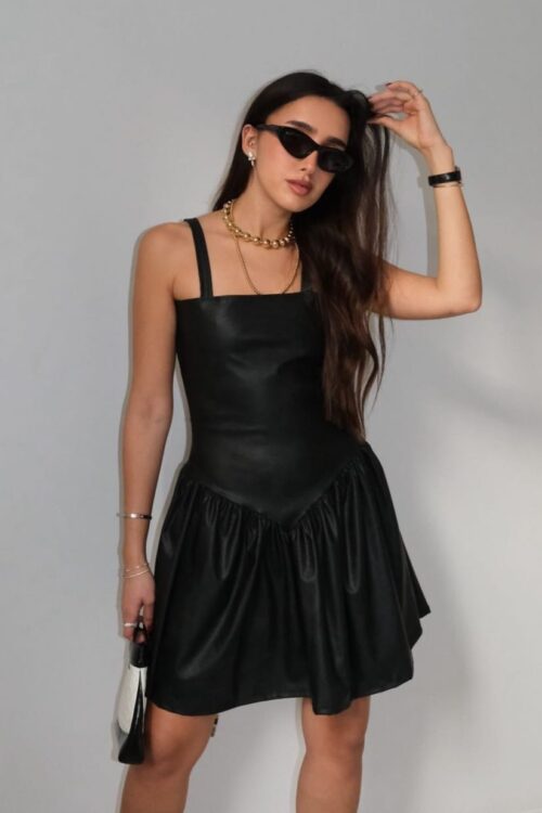 שמלת מולי דמוי עור שחורה
