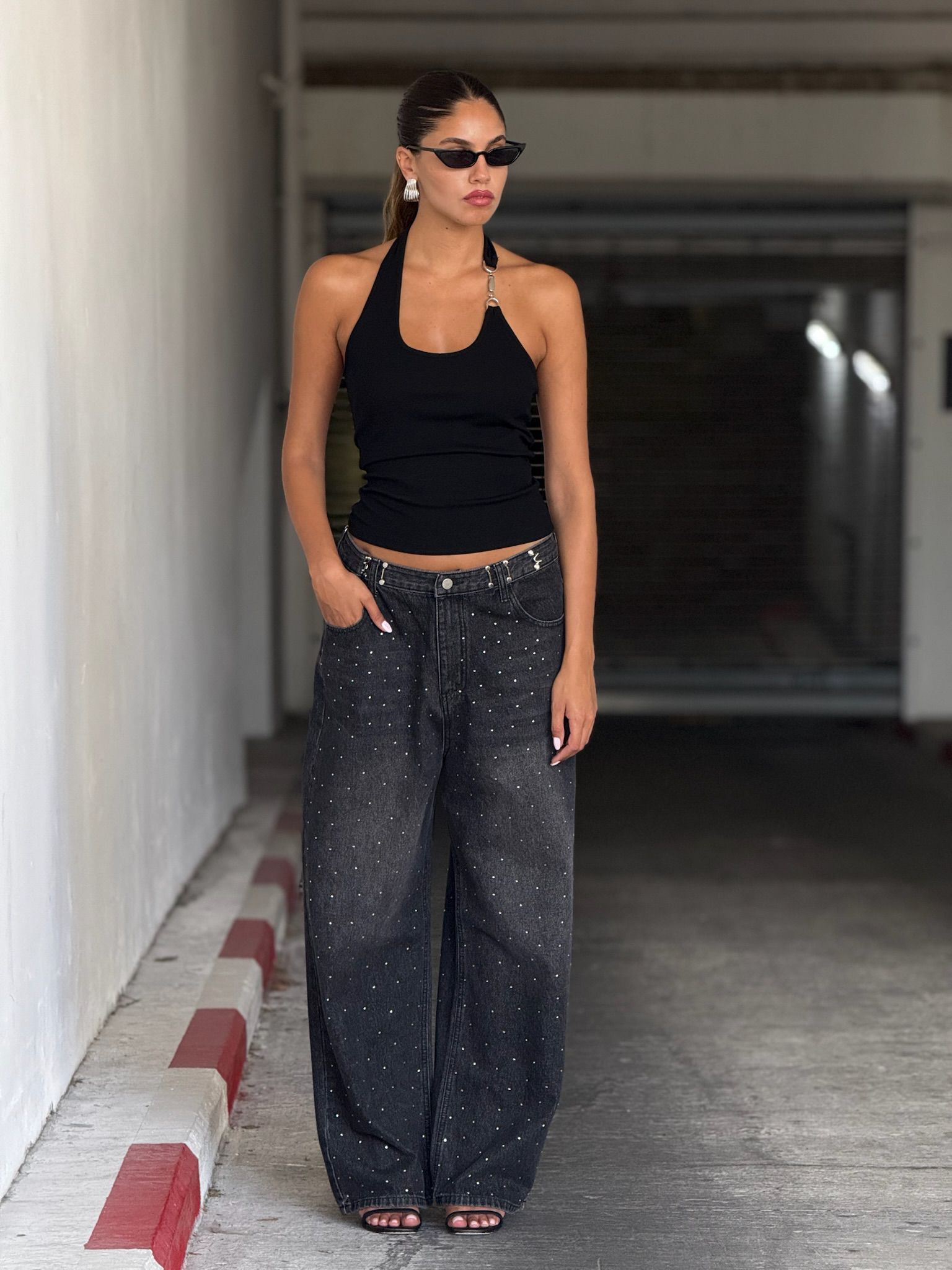 גינס אבנים מושחר – תמונה 2