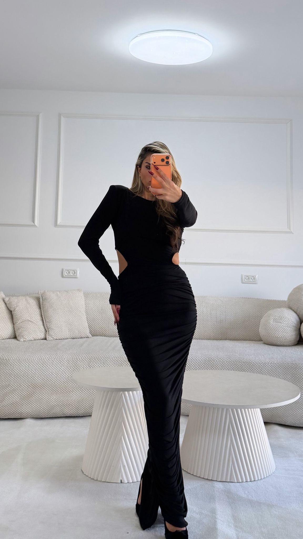 שמלת האלי שחורה – תמונה 4