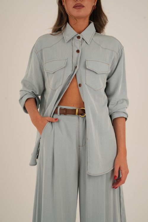 חליפת מייגן גינס בהיר