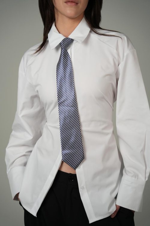 עניבת כחול לבן