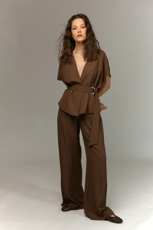 חליפת קימונו חומה