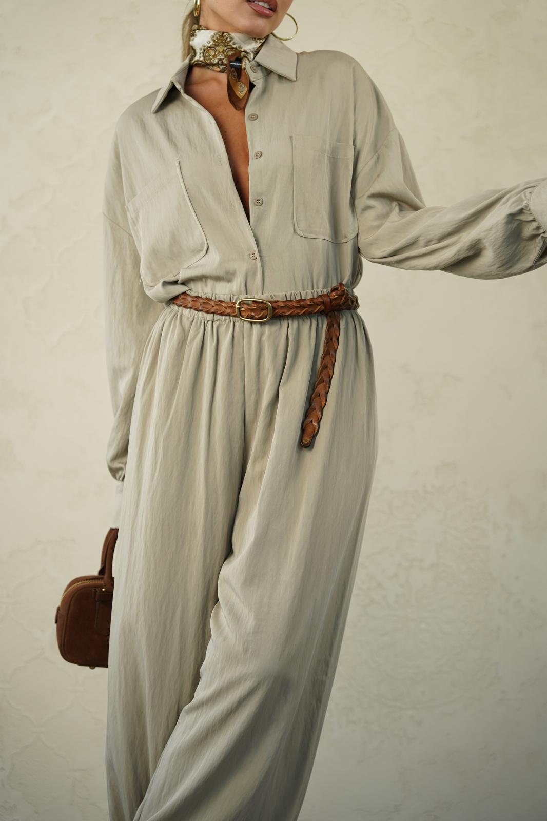 חליפת נסטי קאמל