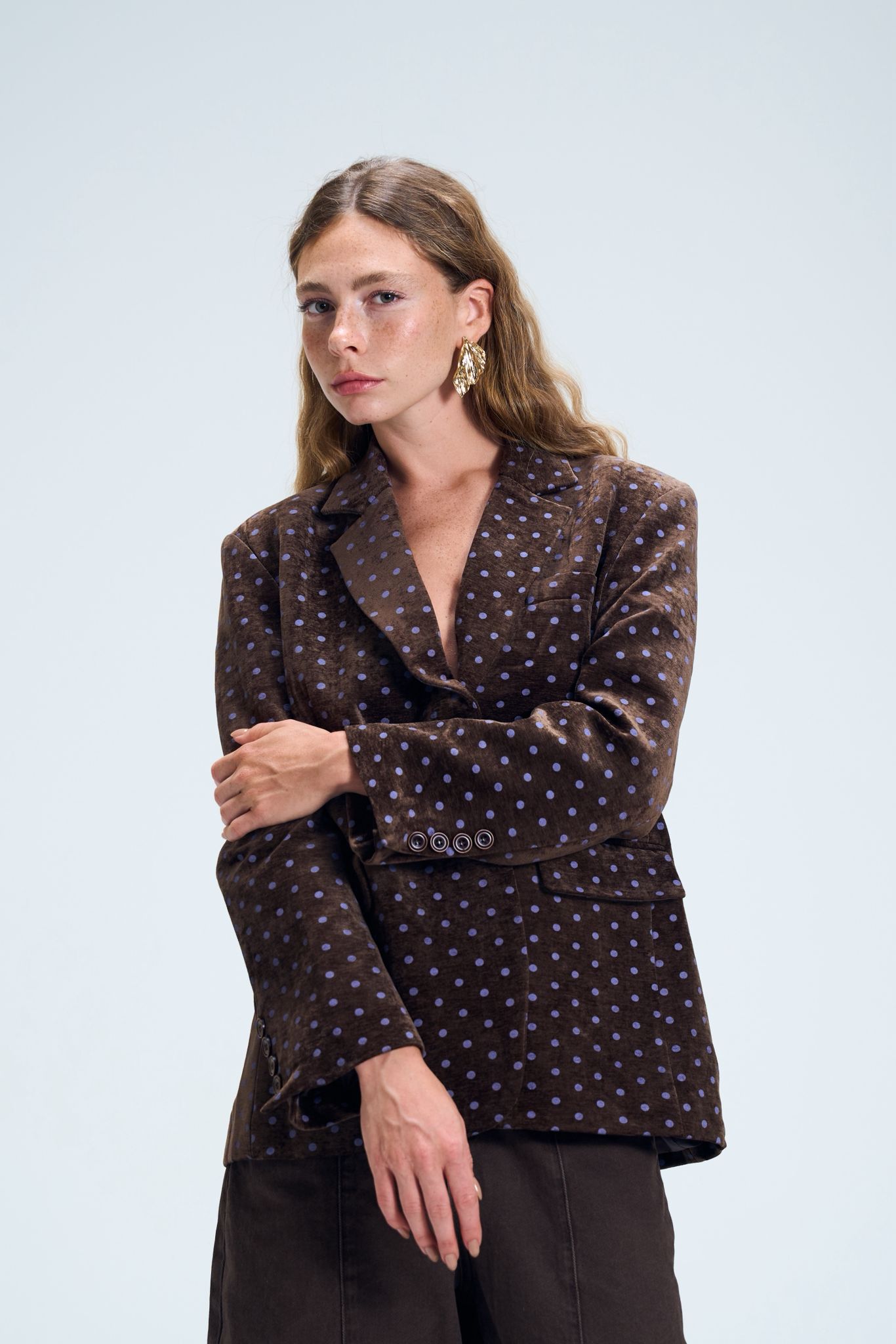 גקט מיי קטיפה חום – תמונה 4