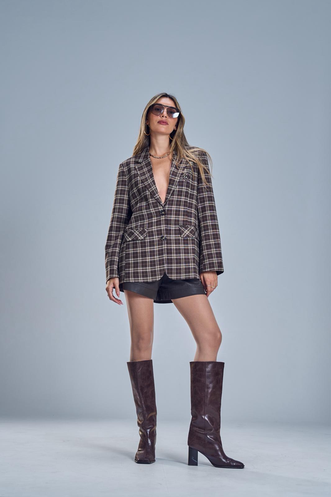 גקט הלני משובץ חום – תמונה 2