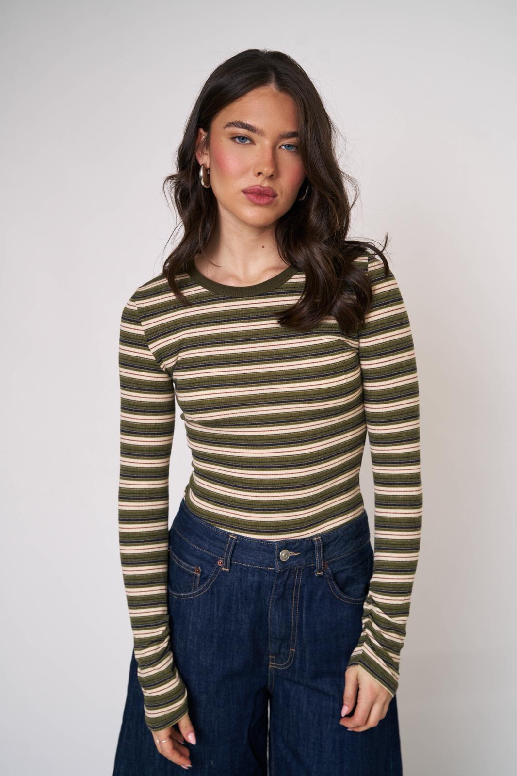 חולצת מוליבר ירוקה – תמונה 4