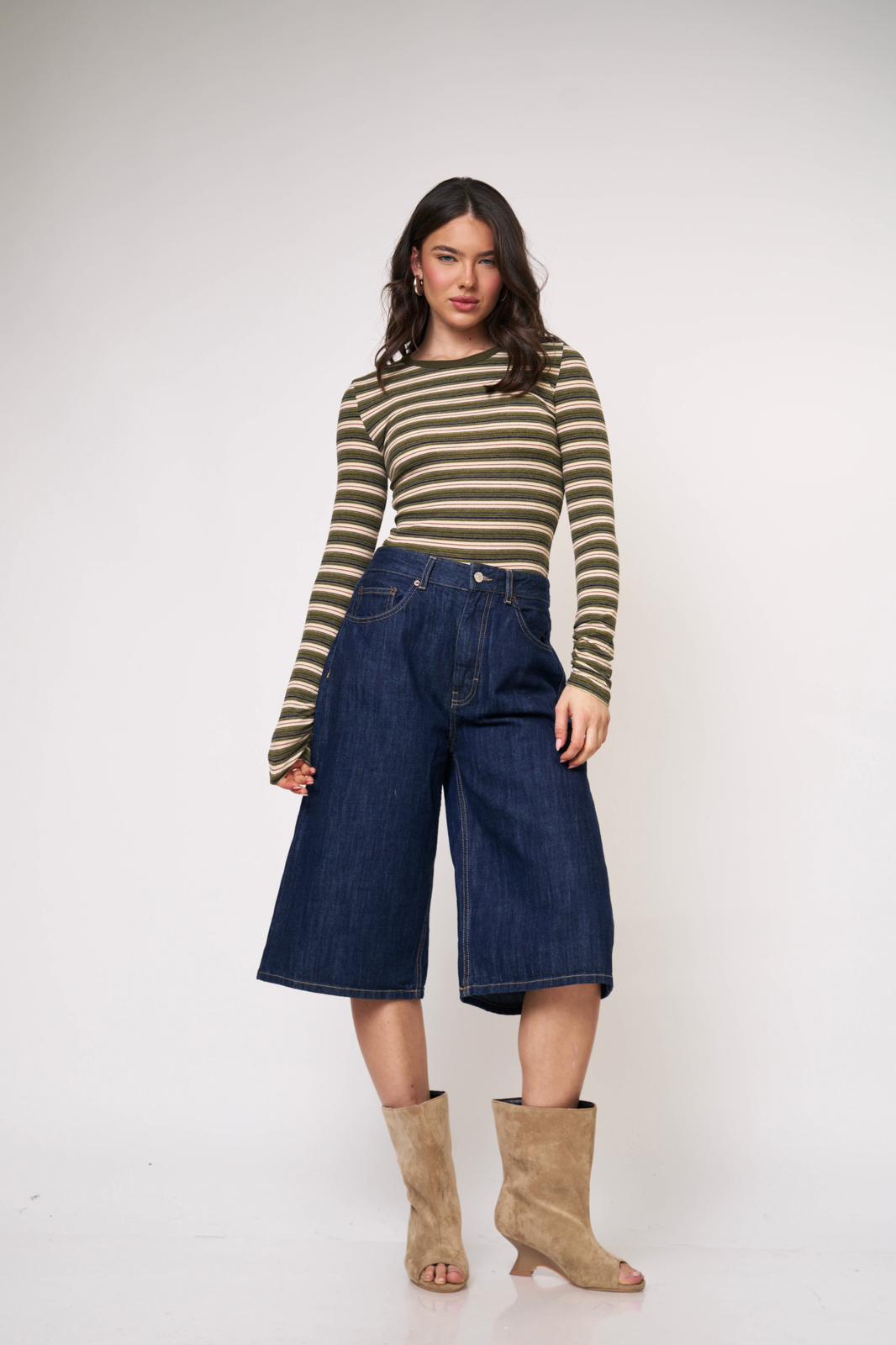 חולצת מוליבר ירוקה – תמונה 3