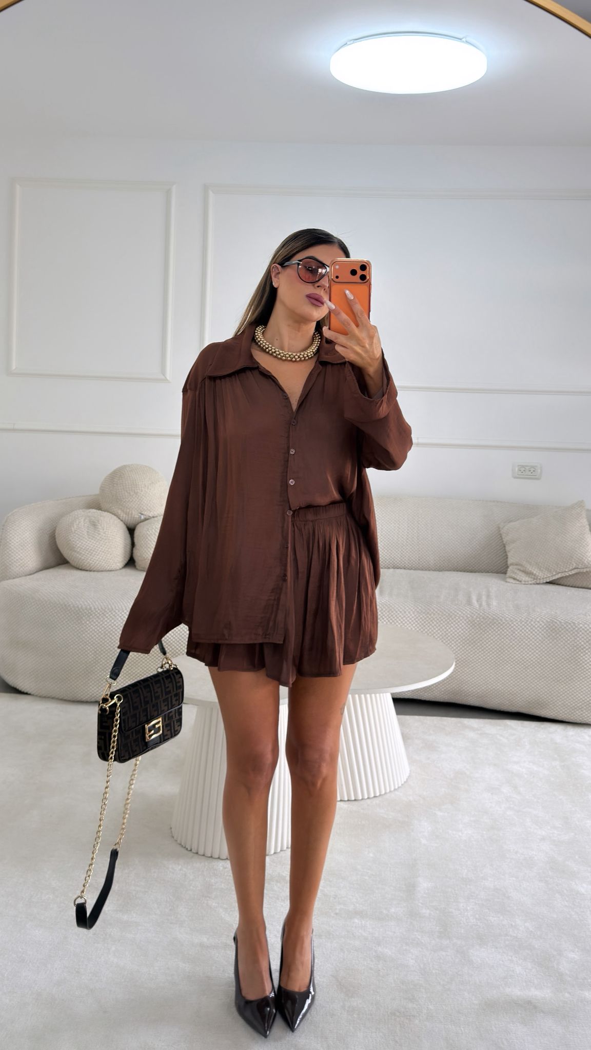 חליפת פוריטי חומה – תמונה 3