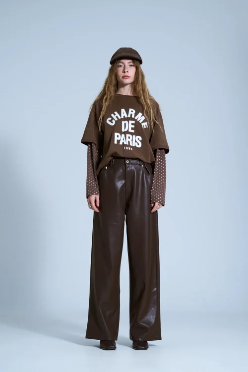 מכנס מודי דמוי עור חום