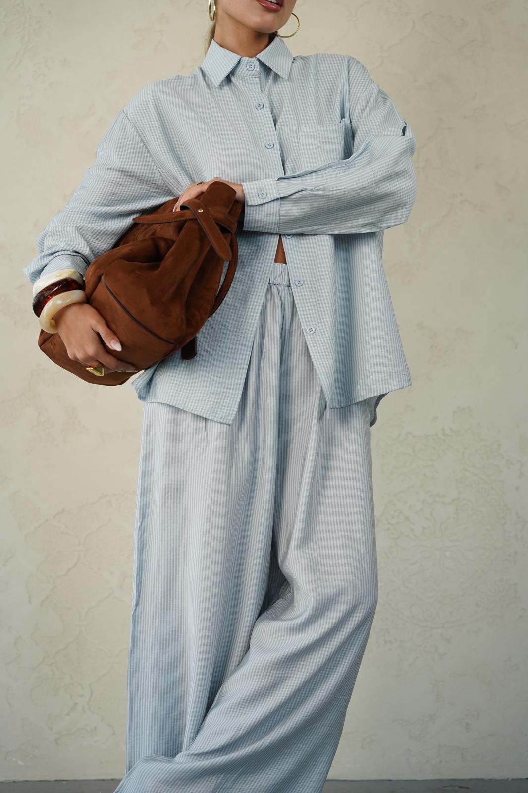 חליפת סקאי תכלת – תמונה 2