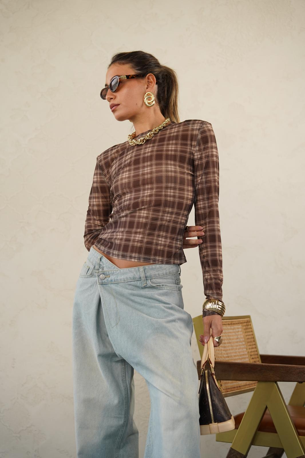 חולצת מון משובץ חום – תמונה 4