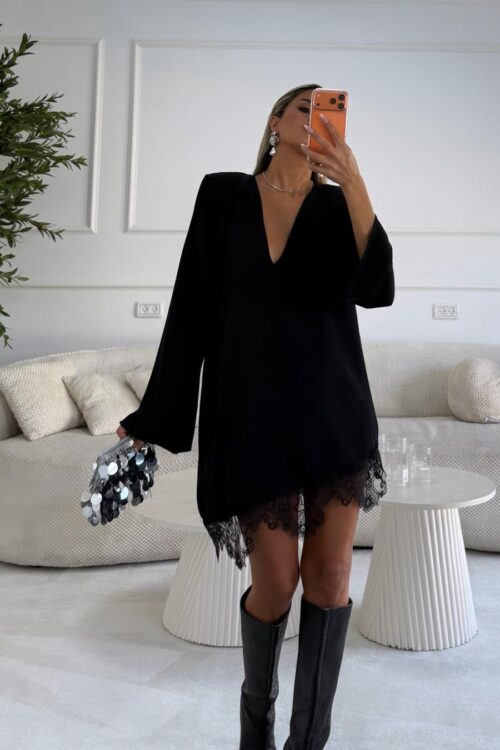 שמלת מוניק שחורה