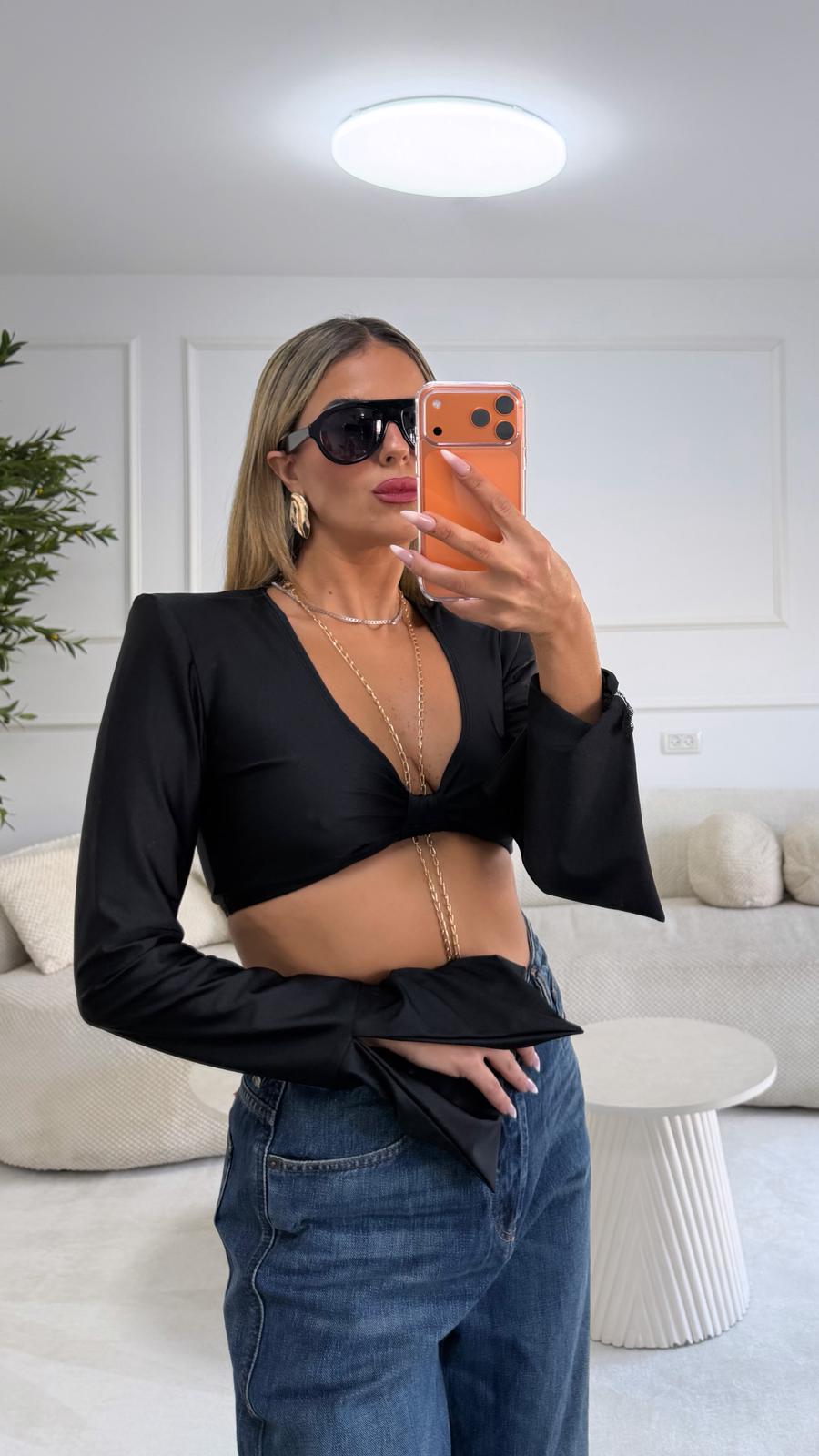 חולצת וניליה שחורה – תמונה 4