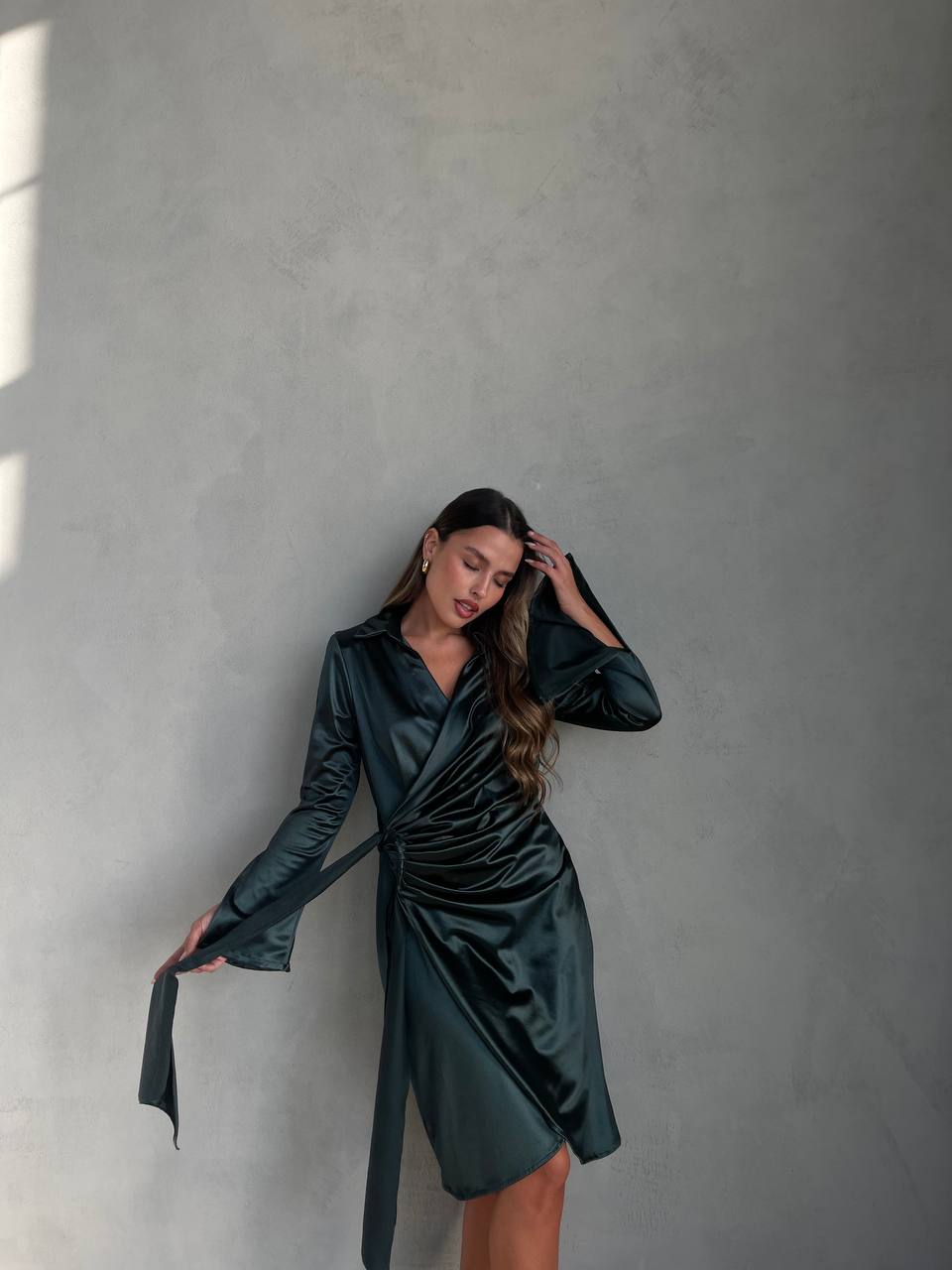 שמלת בריטין ירוקה – תמונה 5