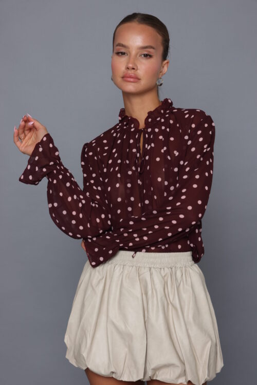 חולצת פני בורדו נקודות