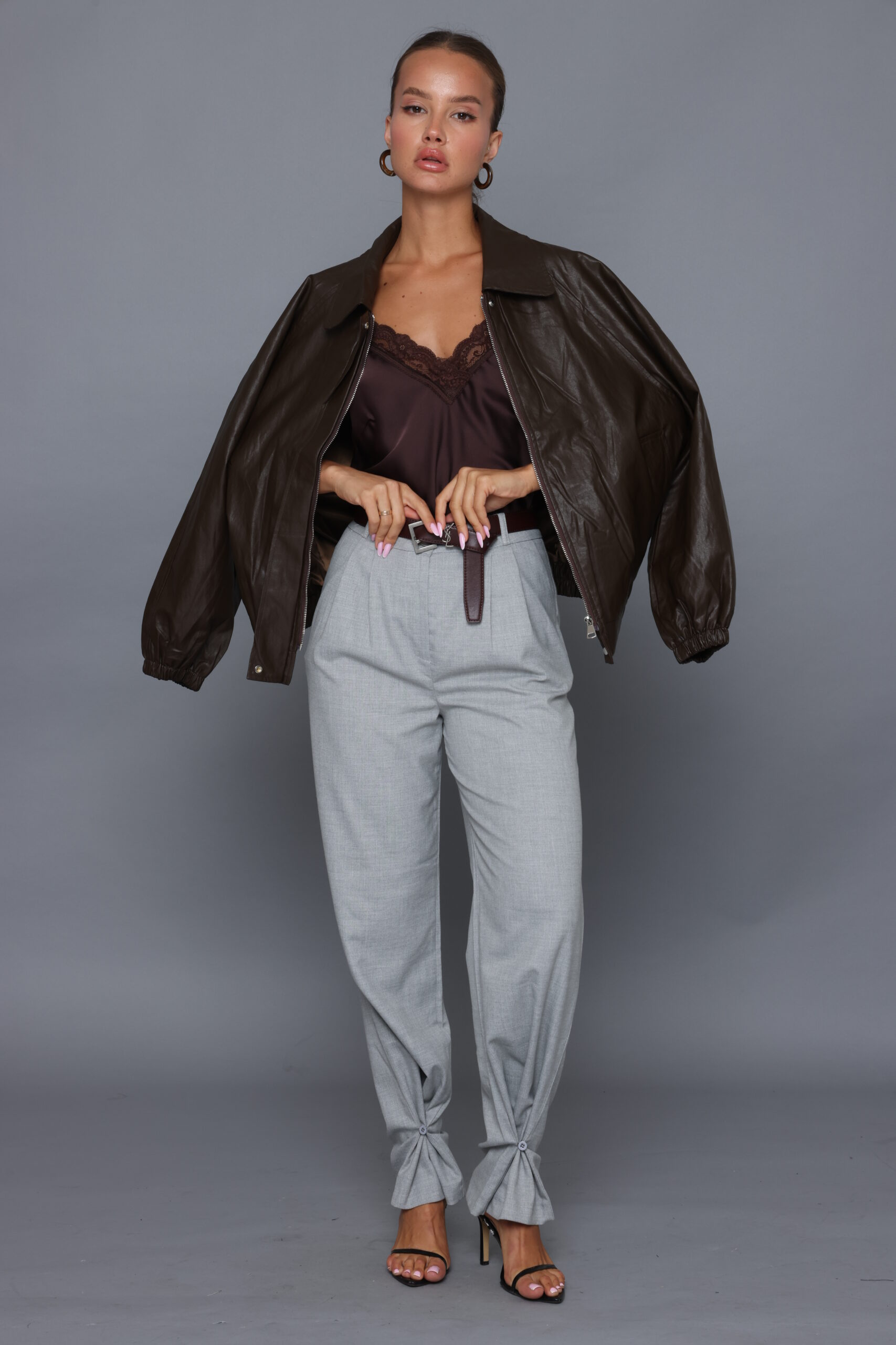 מכנס פניני אפור בהיר – תמונה 2