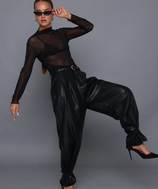 מכנס פניני דמוי עור שחור