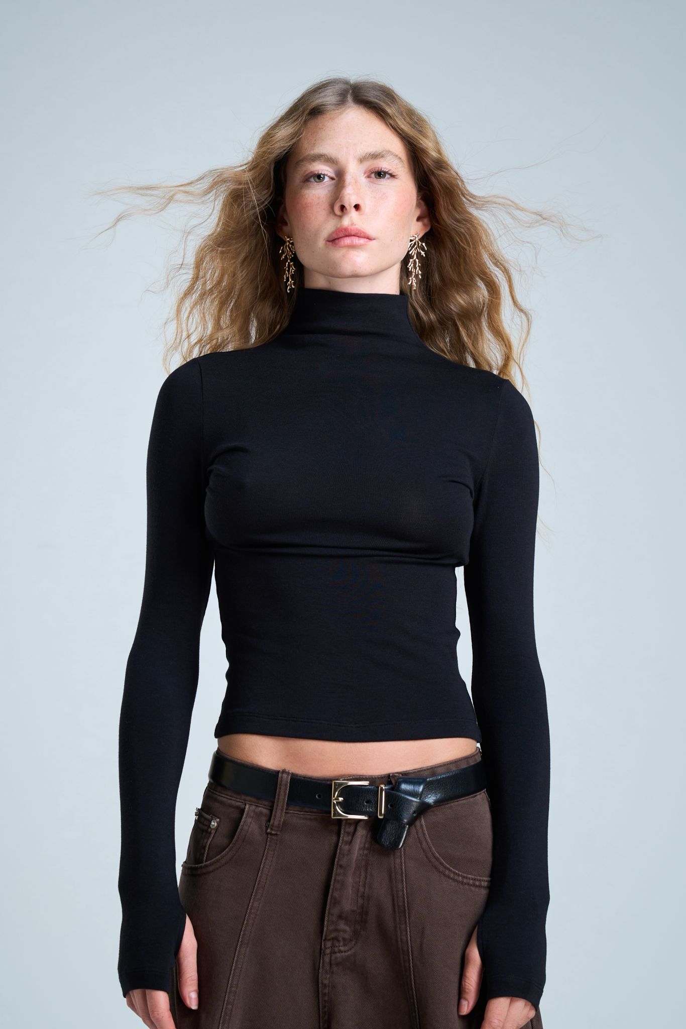 חולצת טוני גולף שחור – תמונה 3