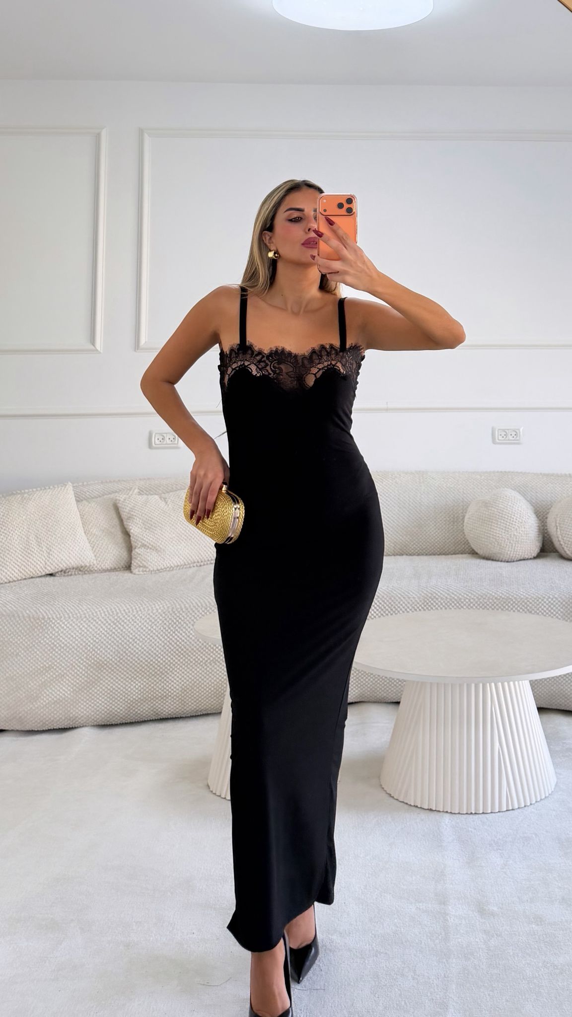 שמלת טורו שחורה – תמונה 5