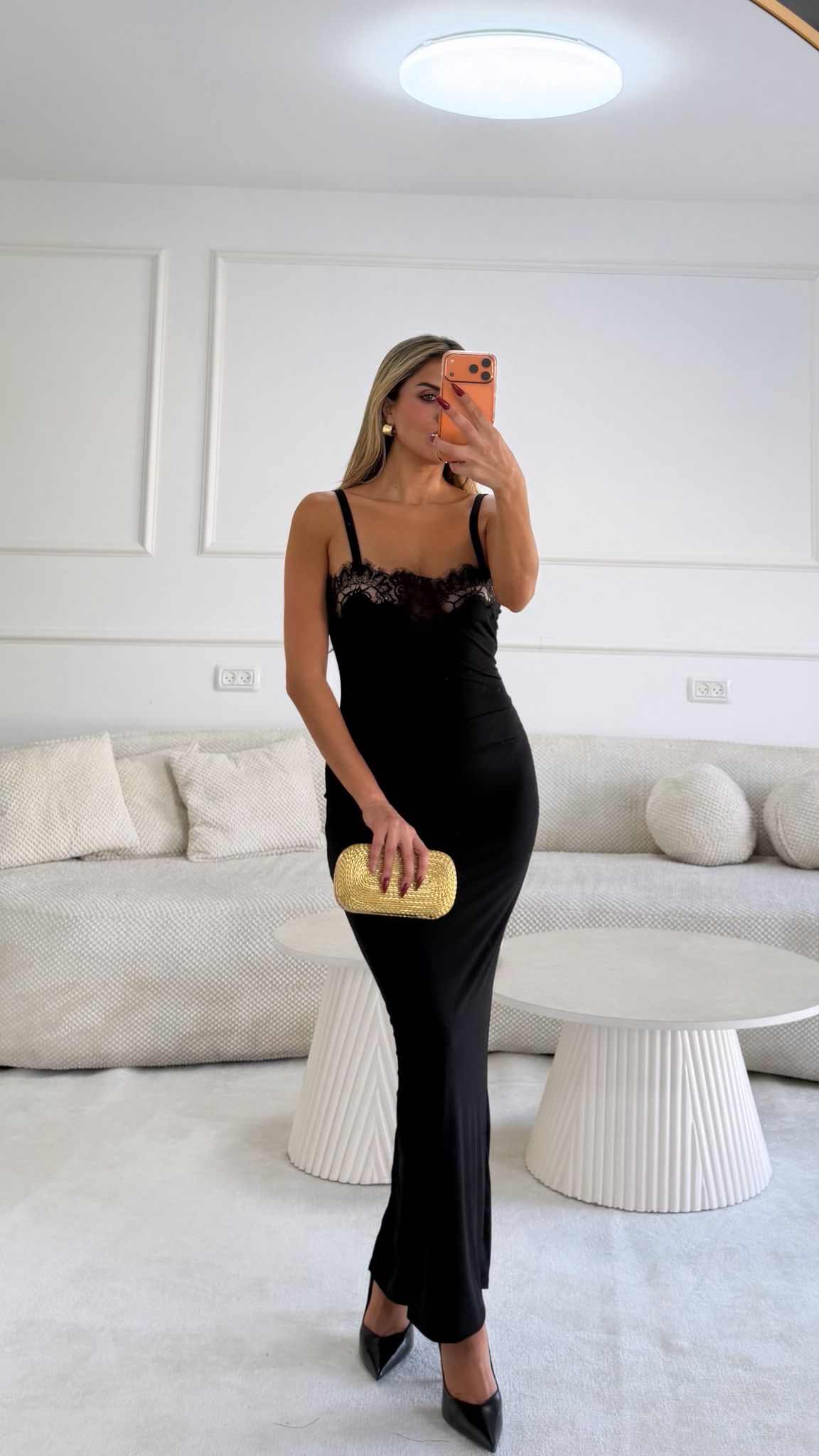 שמלת טורו שחורה – תמונה 3